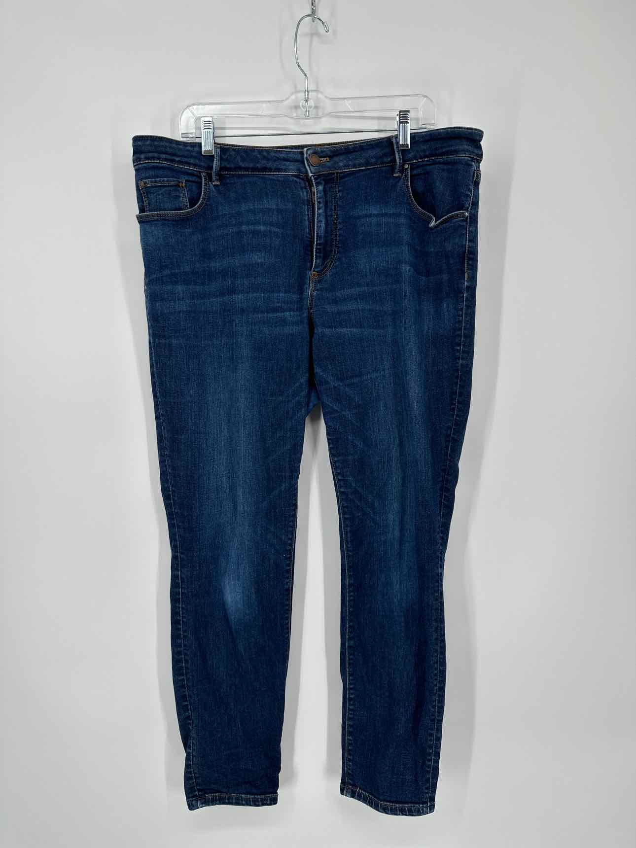 14 AnnTaylor Jeans